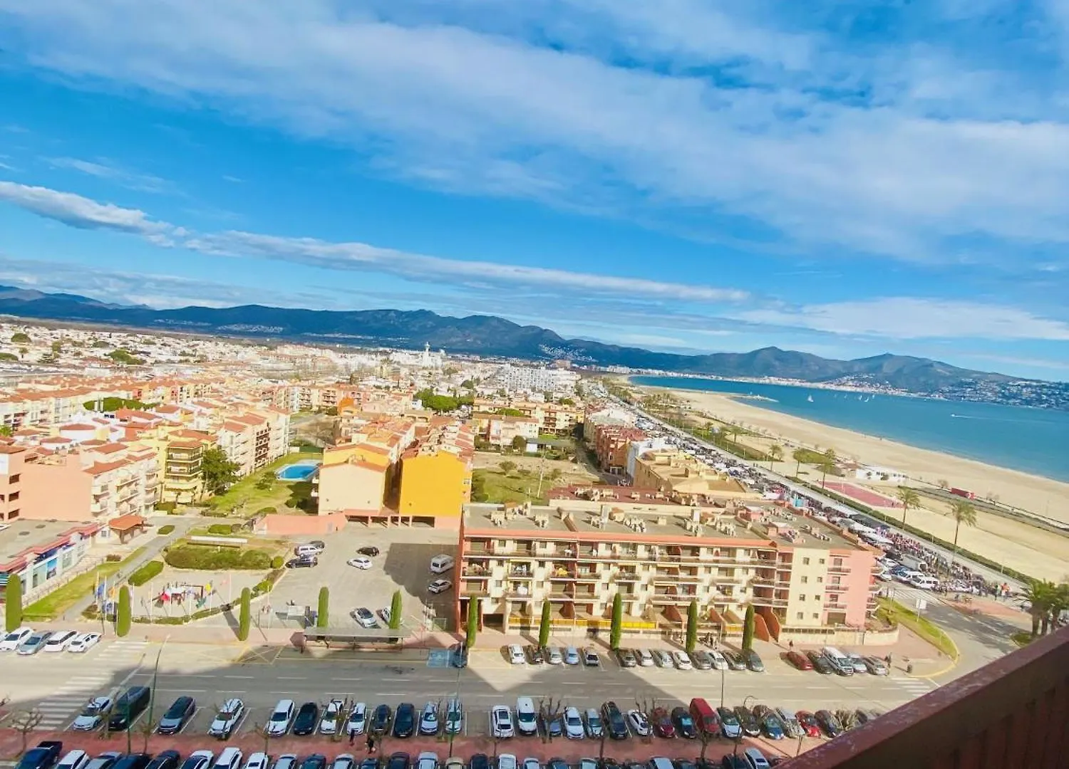 Appartement Albatros 13-H Эмпуриабрава